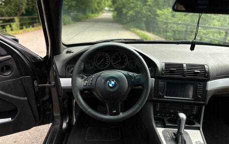 BMW 5 серия, 2003 год, 849 999 рублей, 11 фотография