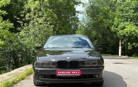 BMW 5 серия, 2003 год, 849 999 рублей, 2 фотография