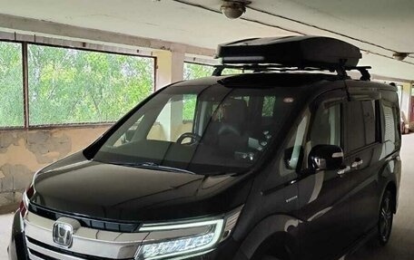 Honda Stepwgn IV, 2019 год, 2 500 000 рублей, 7 фотография