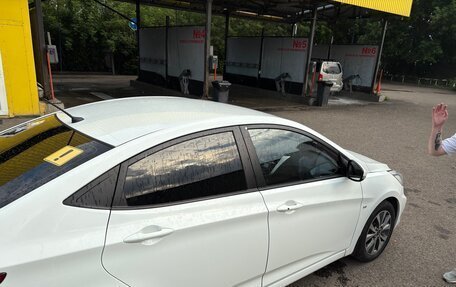 Hyundai Solaris II рестайлинг, 2013 год, 700 000 рублей, 3 фотография