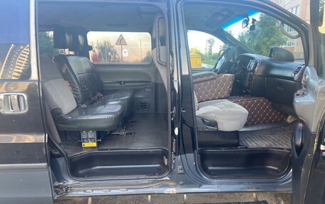 Hyundai Starex I рестайлинг, 2004 год, 1 300 000 рублей, 13 фотография