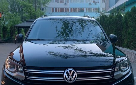Volkswagen Tiguan I, 2015 год, 1 695 000 рублей, 6 фотография