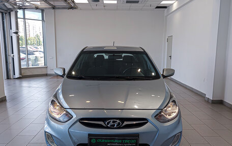 Hyundai Solaris II рестайлинг, 2011 год, 772 000 рублей, 2 фотография