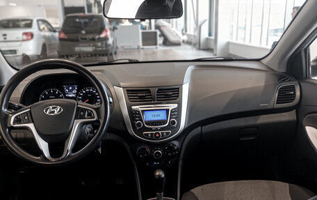 Hyundai Solaris II рестайлинг, 2011 год, 772 000 рублей, 12 фотография