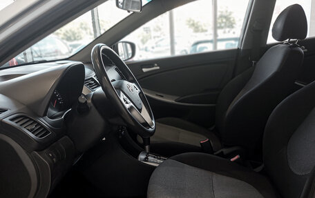 Hyundai Solaris II рестайлинг, 2011 год, 772 000 рублей, 9 фотография