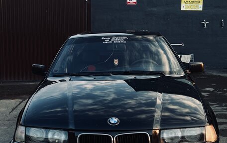 BMW 3 серия, 1993 год, 350 000 рублей, 1 фотография
