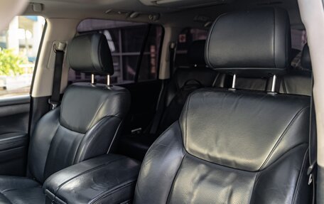 Lexus LX III, 2011 год, 3 200 000 рублей, 15 фотография