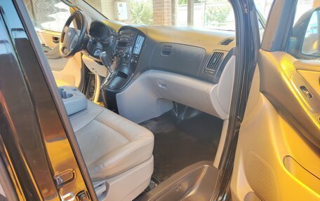 Hyundai Grand Starex Grand Starex I рестайлинг 2, 2015 год, 2 540 000 рублей, 6 фотография
