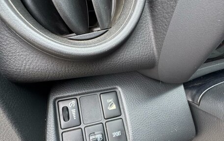 Toyota RAV4, 2011 год, 1 245 000 рублей, 13 фотография
