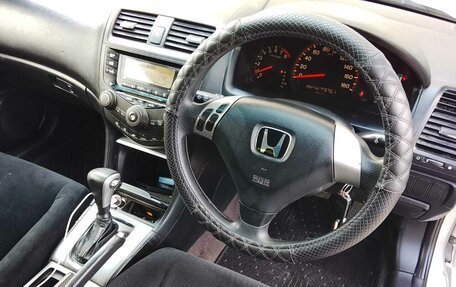 Honda Accord VII рестайлинг, 2003 год, 645 000 рублей, 15 фотография