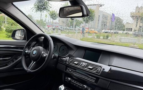 BMW 5 серия, 2011 год, 1 800 000 рублей, 5 фотография