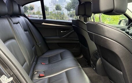 BMW 5 серия, 2011 год, 1 800 000 рублей, 16 фотография