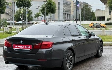 BMW 5 серия, 2011 год, 1 800 000 рублей, 4 фотография