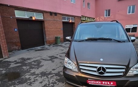 Mercedes-Benz Viano, 2013 год, 2 450 000 рублей, 6 фотография