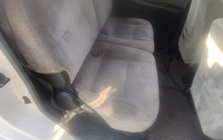 Mitsubishi Dion I рестайлинг, 2001 год, 330 000 рублей, 8 фотография