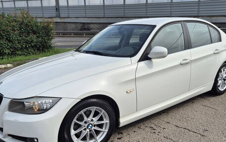 BMW 3 серия, 2011 год, 1 350 000 рублей, 5 фотография