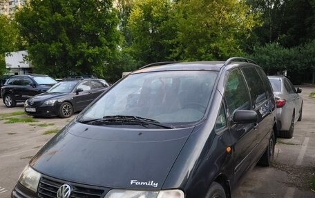 Volkswagen Sharan I рестайлинг, 1999 год, 199 000 рублей, 2 фотография