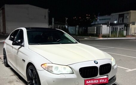 BMW 5 серия, 2011 год, 1 200 000 рублей, 2 фотография