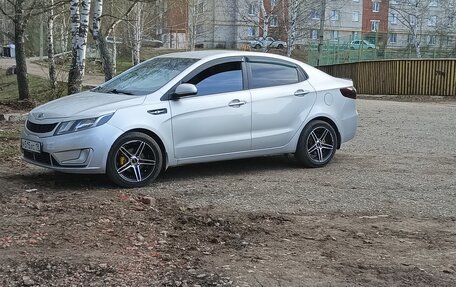 KIA Rio III рестайлинг, 2013 год, 610 000 рублей, 12 фотография