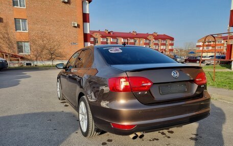 Volkswagen Jetta VI, 2011 год, 1 100 000 рублей, 5 фотография