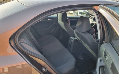Volkswagen Jetta VI, 2011 год, 1 100 000 рублей, 9 фотография