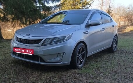 KIA Rio III рестайлинг, 2013 год, 610 000 рублей, 17 фотография