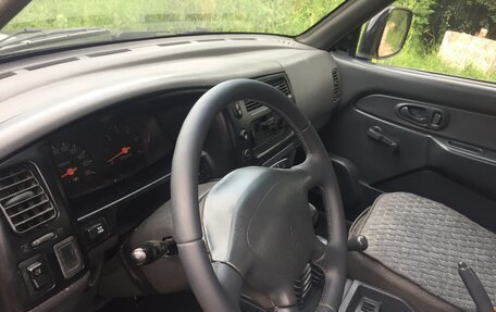 Mitsubishi L200 III рестайлинг, 2006 год, 950 000 рублей, 7 фотография