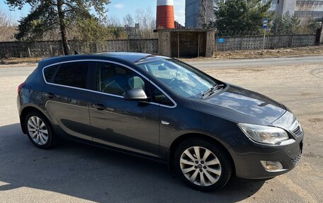 Opel Astra J, 2011 год, 845 000 рублей, 8 фотография