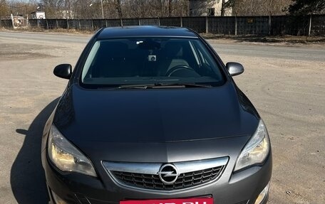 Opel Astra J, 2011 год, 845 000 рублей, 10 фотография