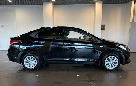 Hyundai Solaris II рестайлинг, 2018 год, 1 170 000 рублей, 2 фотография