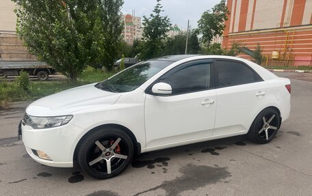 KIA Cerato III, 2010 год, 850 000 рублей, 8 фотография