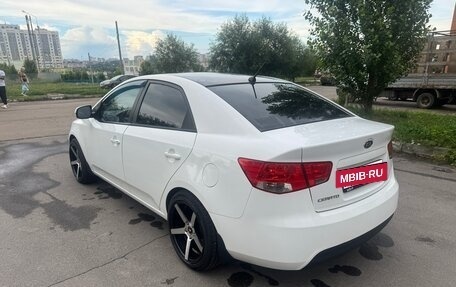 KIA Cerato III, 2010 год, 850 000 рублей, 3 фотография