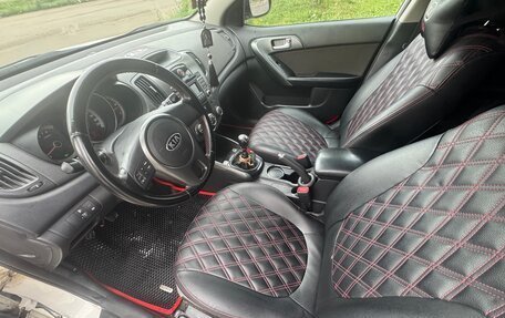 KIA Cerato III, 2010 год, 850 000 рублей, 17 фотография