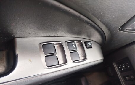 Mitsubishi Outlander III рестайлинг 3, 2006 год, 599 000 рублей, 6 фотография