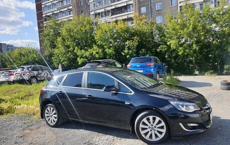 Opel Astra J, 2014 год, 1 100 000 рублей, 5 фотография