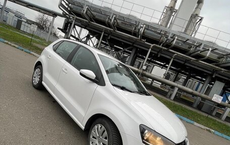 Volkswagen Polo VI (EU Market), 2011 год, 750 000 рублей, 1 фотография