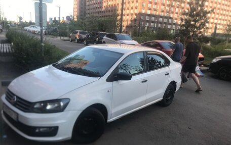 Volkswagen Polo VI (EU Market), 2020 год, 275 000 рублей, 3 фотография