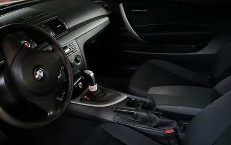 BMW 1 серия, 2011 год, 890 000 рублей, 4 фотография