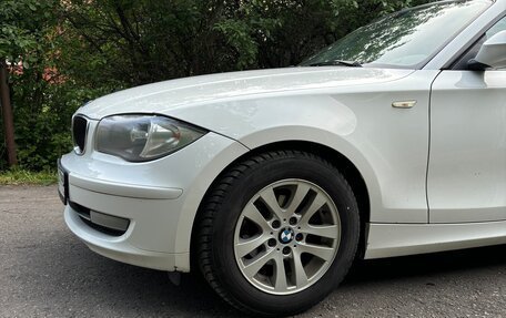 BMW 1 серия, 2011 год, 890 000 рублей, 18 фотография