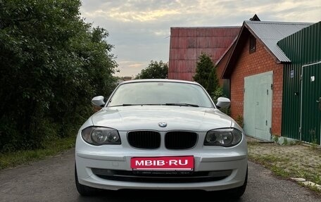 BMW 1 серия, 2011 год, 890 000 рублей, 11 фотография