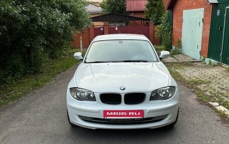 BMW 1 серия, 2011 год, 890 000 рублей, 12 фотография