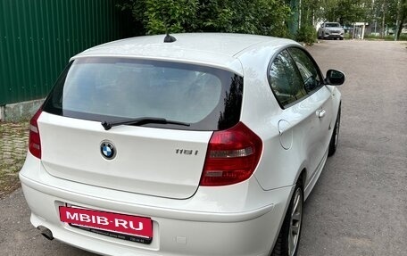 BMW 1 серия, 2011 год, 890 000 рублей, 14 фотография