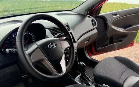 Hyundai Solaris II рестайлинг, 2014 год, 900 000 рублей, 10 фотография