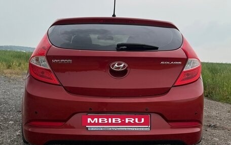 Hyundai Solaris II рестайлинг, 2014 год, 900 000 рублей, 5 фотография