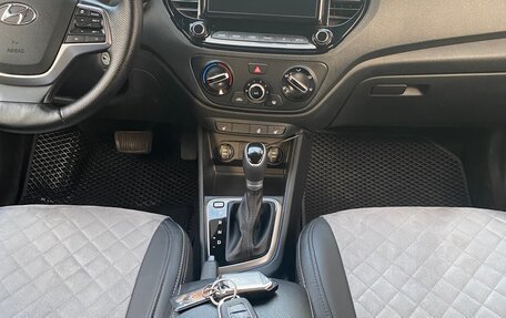 Hyundai Solaris II рестайлинг, 2020 год, 1 650 000 рублей, 5 фотография