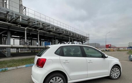 Volkswagen Polo VI (EU Market), 2011 год, 750 000 рублей, 7 фотография