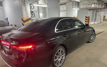 Mercedes-Benz E-Класс, 2021 год, 5 780 000 рублей, 2 фотография