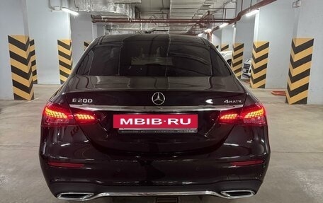 Mercedes-Benz E-Класс, 2021 год, 5 780 000 рублей, 4 фотография