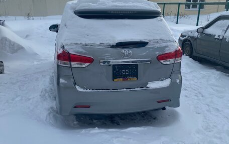 Toyota Wish II, 2009 год, 1 300 000 рублей, 11 фотография