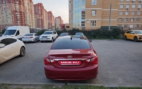 Hyundai Sonata VI, 2011 год, 1 100 000 рублей, 11 фотография